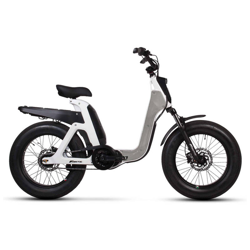 741102-fantic-issimo-cover-silber