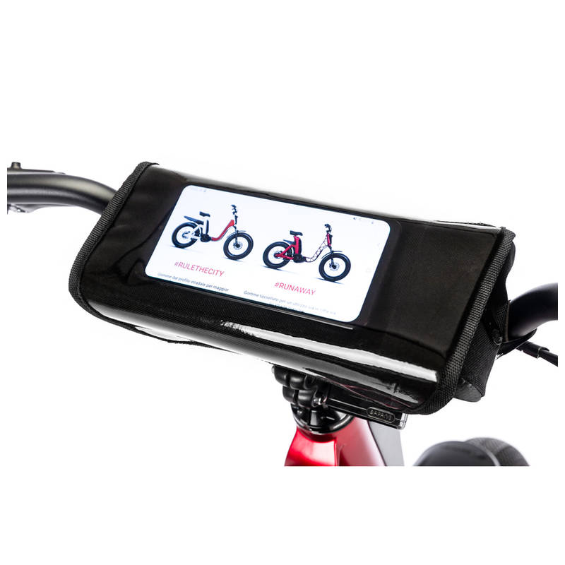 741133-roadmap-smartphone-bag-fantic-issimo