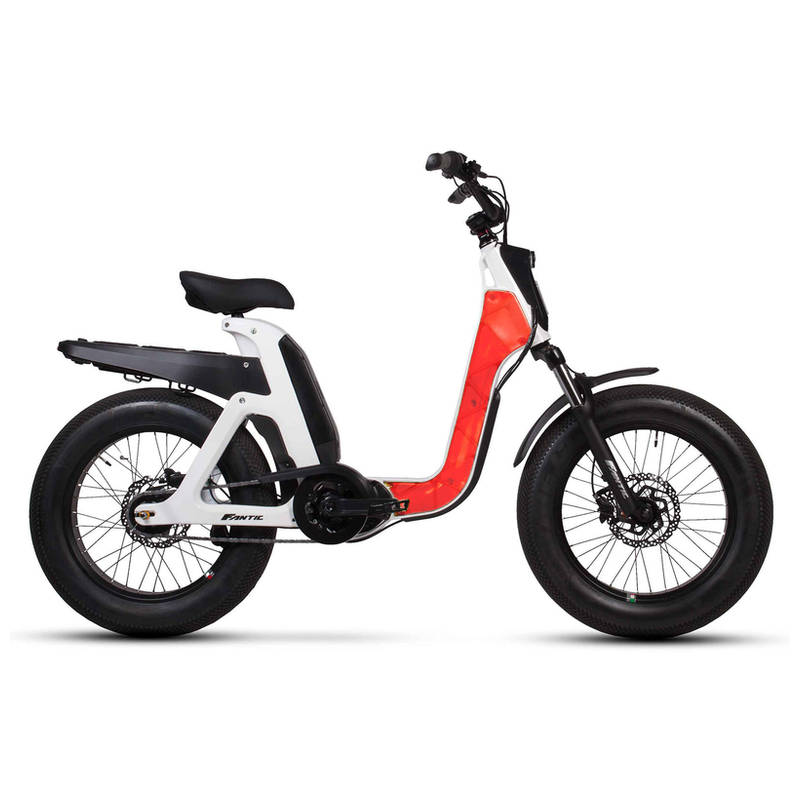 741114-fantic-issimo-cover-rot-transparent-1